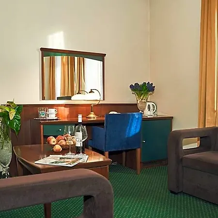 Nobilton Hotell
