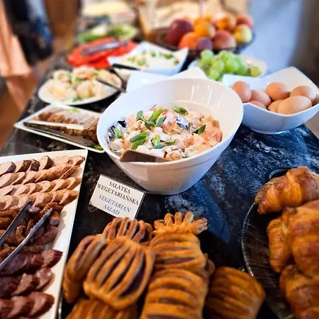 诺布尔敦酒店 酒店